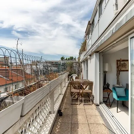 Lejlighed Vaugirard Lecourbe 2br Avec Balcon Paris